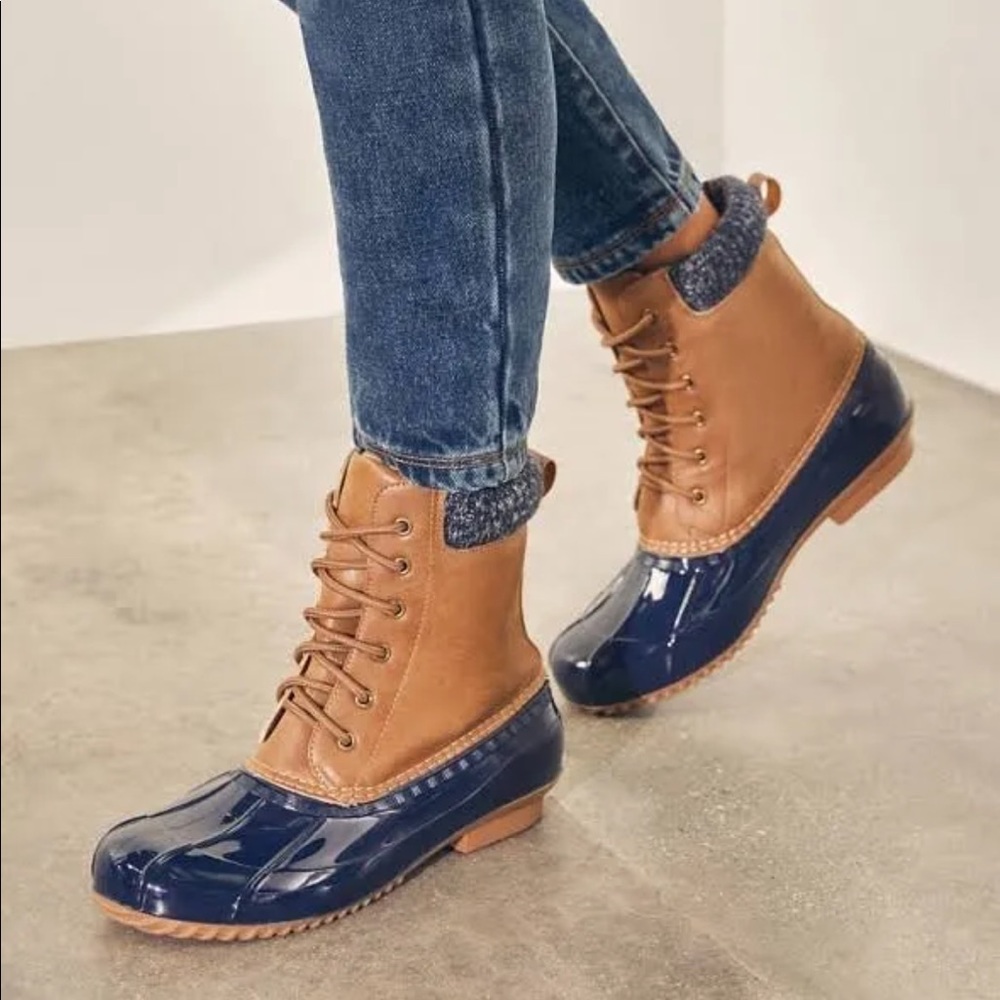 Justfab size 7 evi duck boots tan
